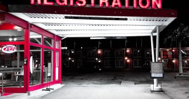 Registration neon signage